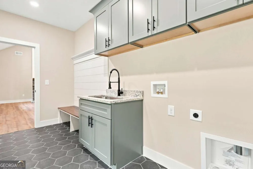 647 S McCollum DR Canton, GA 30114