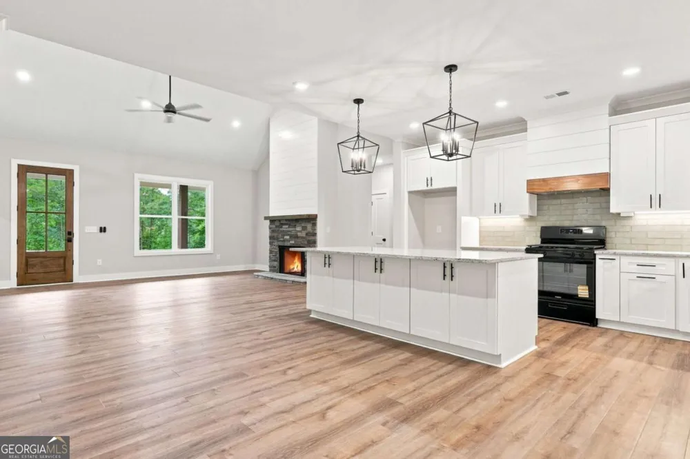 647 S McCollum DR Canton, GA 30114