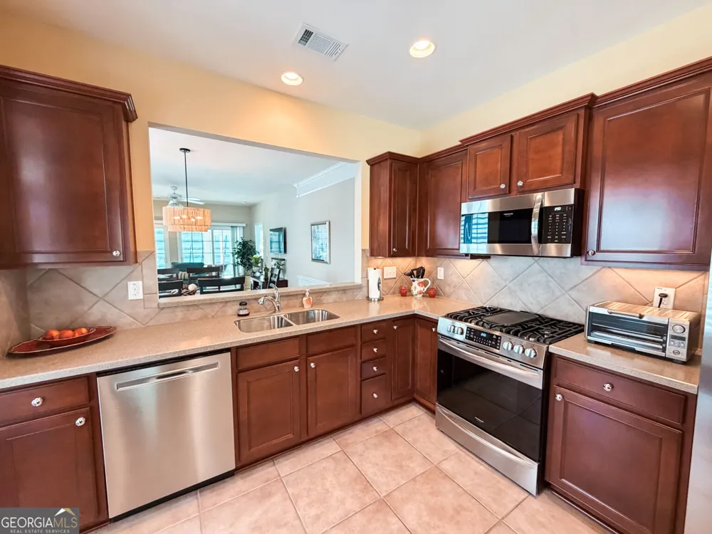 132 Begonia CT Griffin, GA 30223