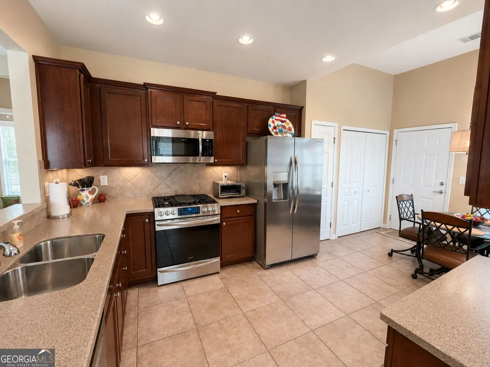 132 Begonia CT Griffin, GA 30223