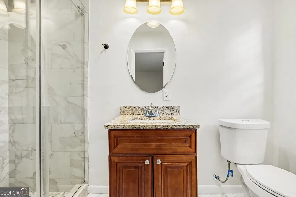 6 Bittersweet LN Newnan, GA 30263