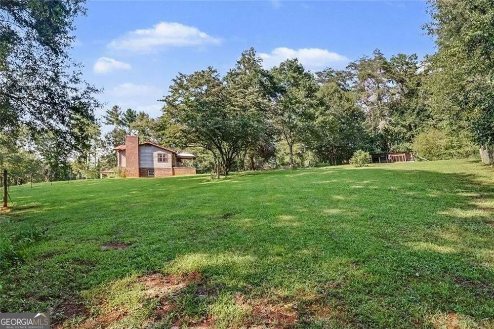 462 Wall Bridge RD Clarkesville, GA 30523