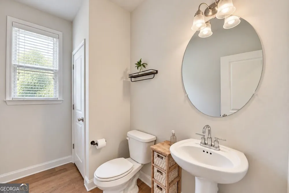 3356 Fall Branch LN Buford, GA 30519