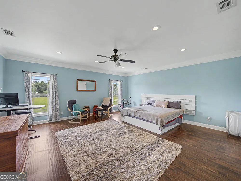 644 Shiloh RD Ray City, GA 31645