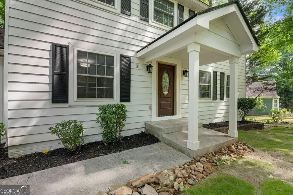 1700 Ellenwood DR NE Roswell, GA 30075