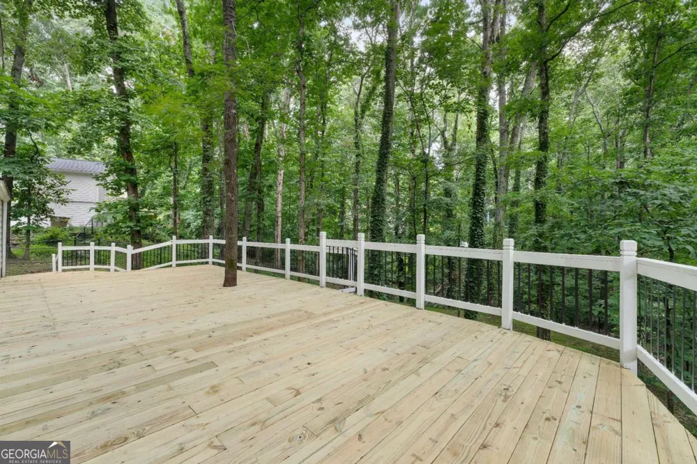 1700 Ellenwood DR NE Roswell, GA 30075