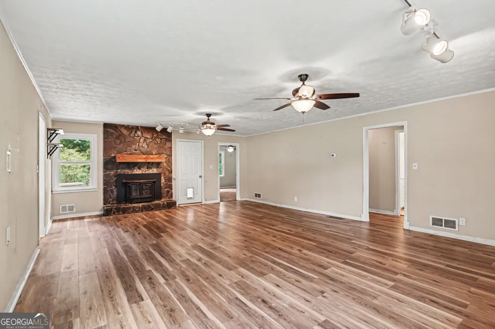 1422 Zebulon RD Griffin, GA 30224