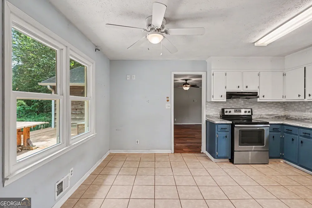 1422 Zebulon RD Griffin, GA 30224