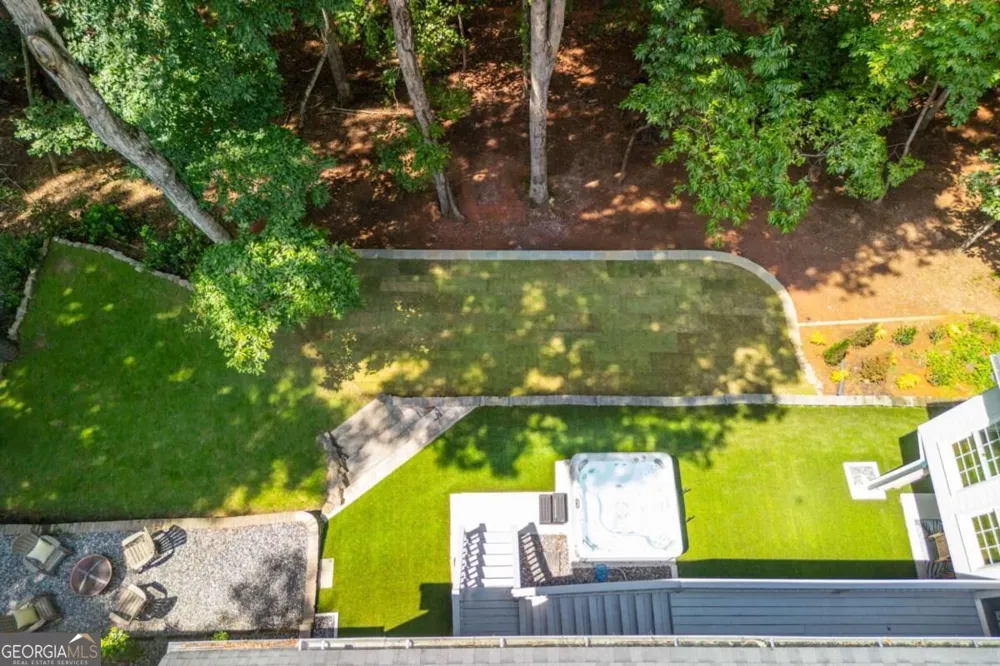 1250 Northcliff TRCE Roswell, GA 30076