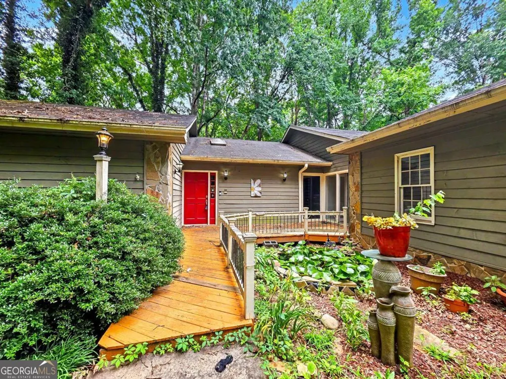1740 Deer Run DR SW Conyers, GA 30094
