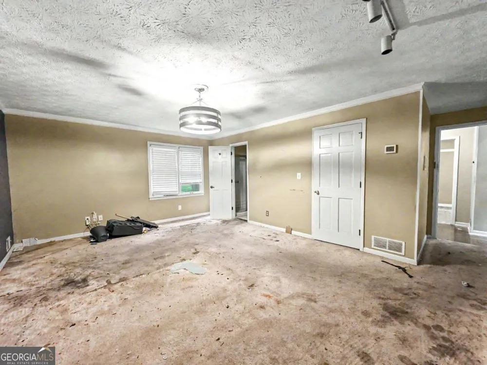 1740 Deer Run DR SW Conyers, GA 30094