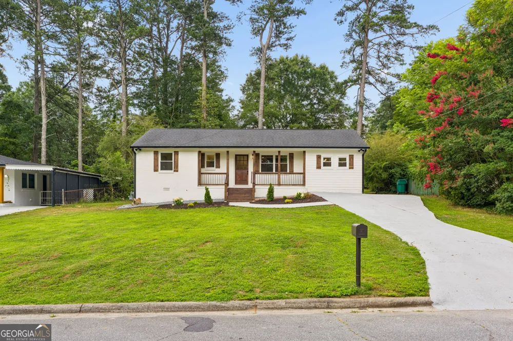 2720 Sherwood RD SE Smyrna, GA 30082