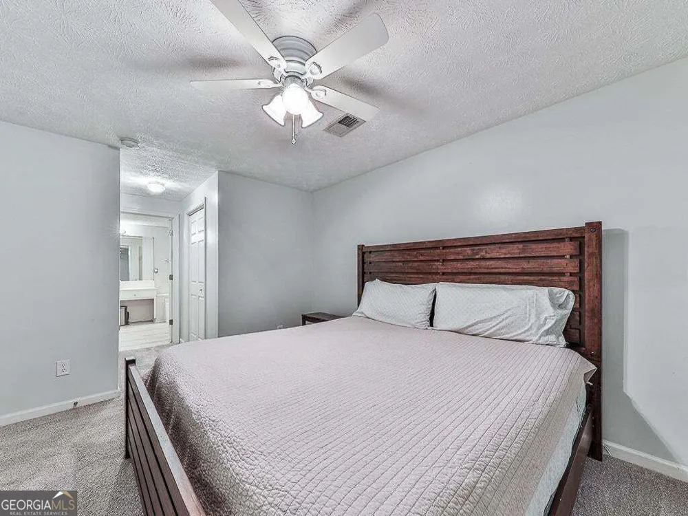 373 Yonah CIR Woodstock, GA 30189