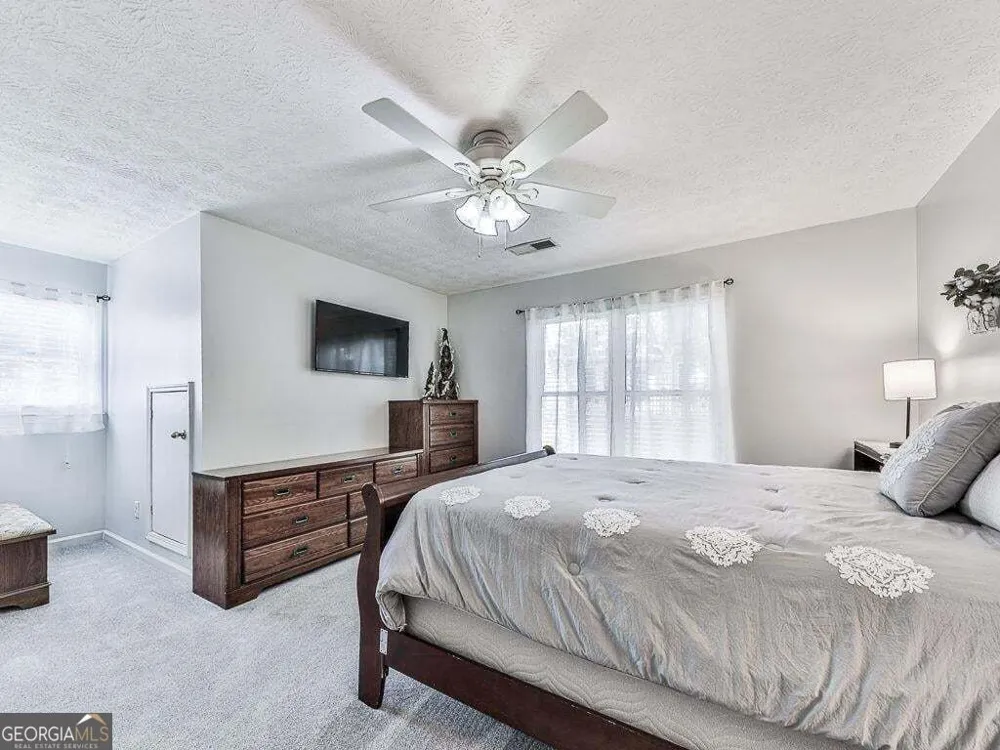 373 Yonah CIR Woodstock, GA 30189