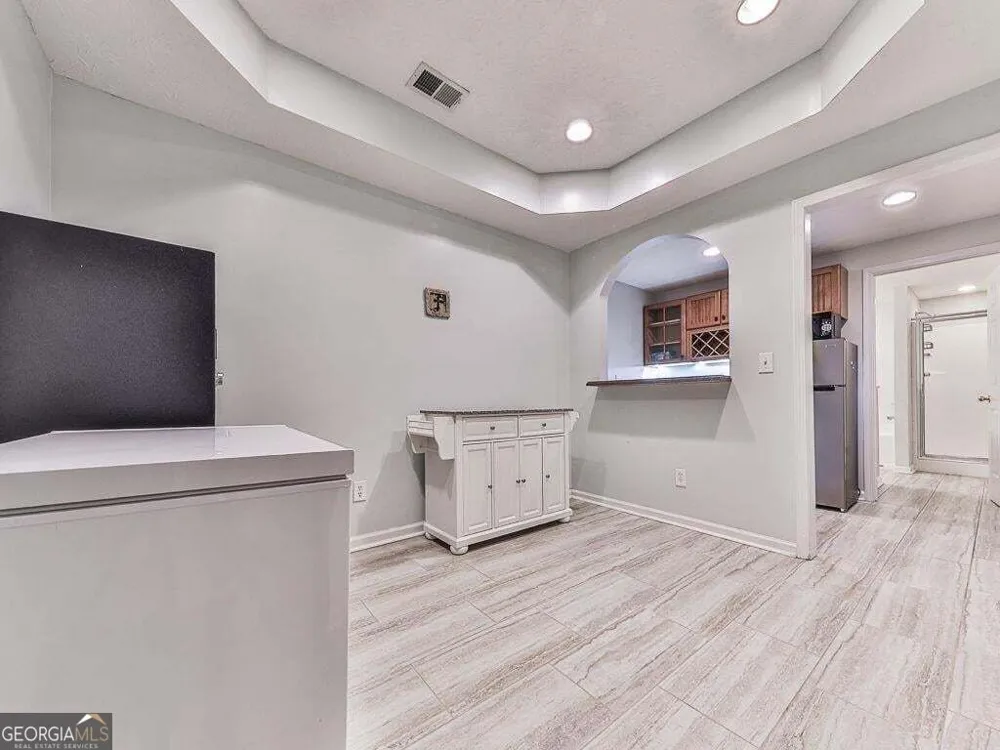 373 Yonah CIR Woodstock, GA 30189