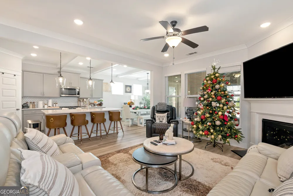 6968 Manchester DR Flowery Branch, GA 30542