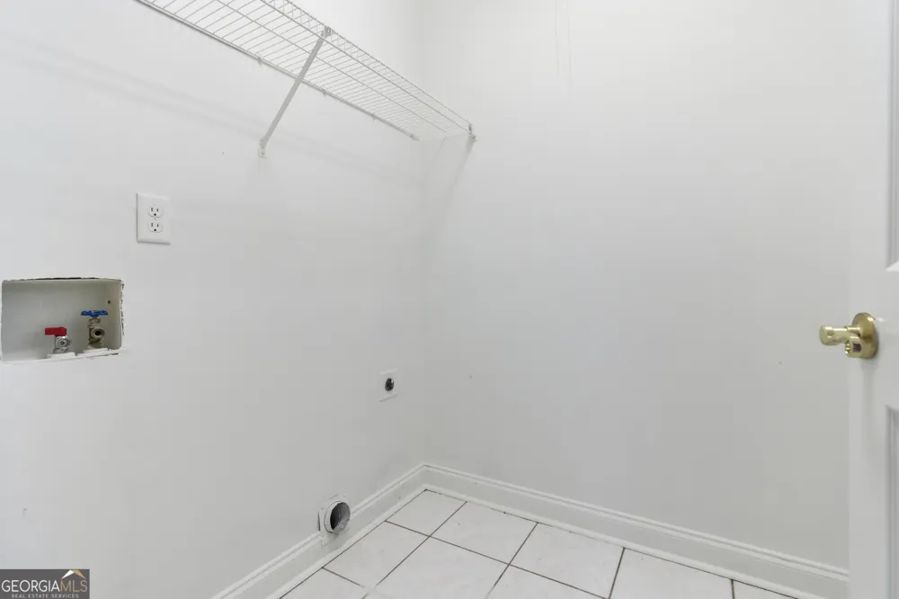 5673 Eagles Watch Douglasville, GA 30135