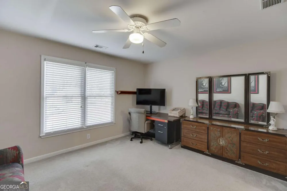 651 Sweetfern LN Sugar Hill, GA 30518