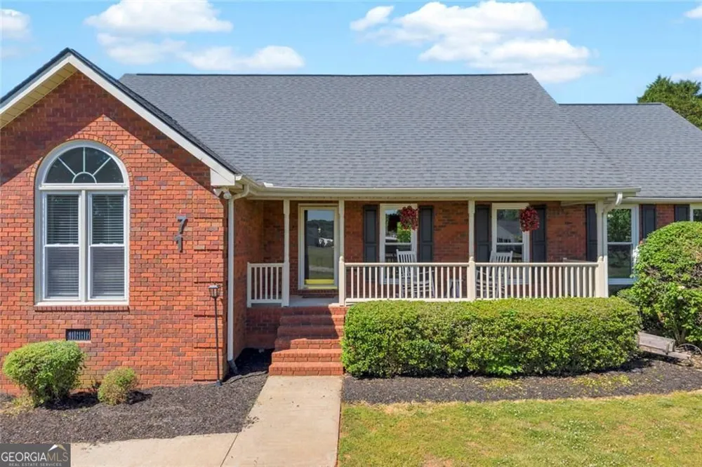 71 Woodridge WAY Royston, GA 30662