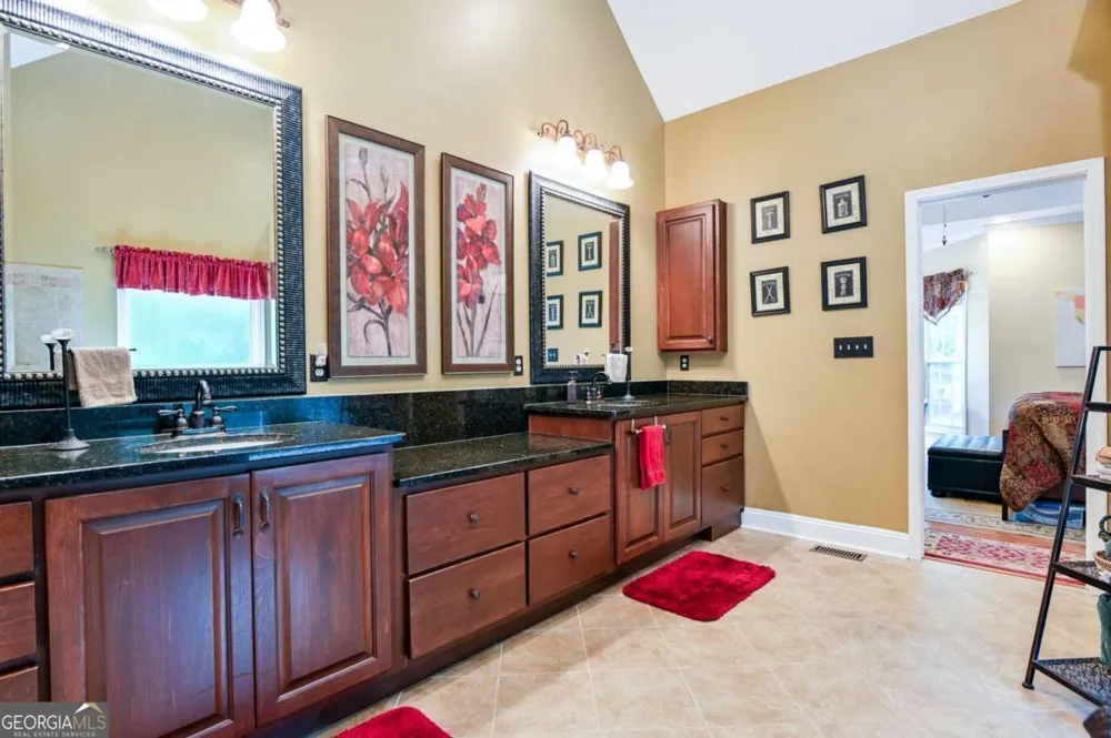 283 Creekside DR Arnoldsville, GA 30619