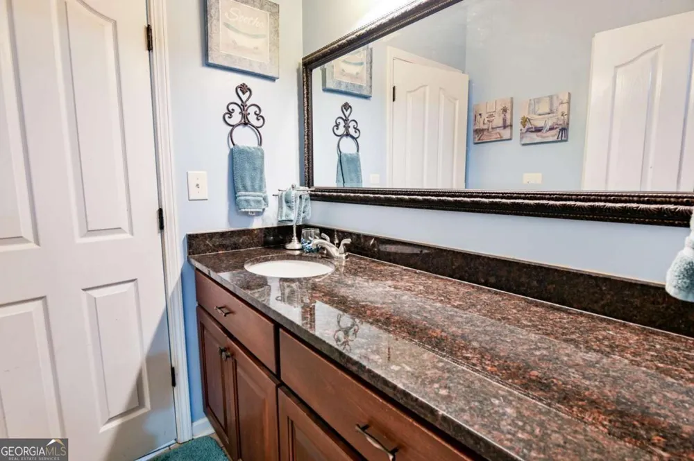 283 Creekside DR Arnoldsville, GA 30619