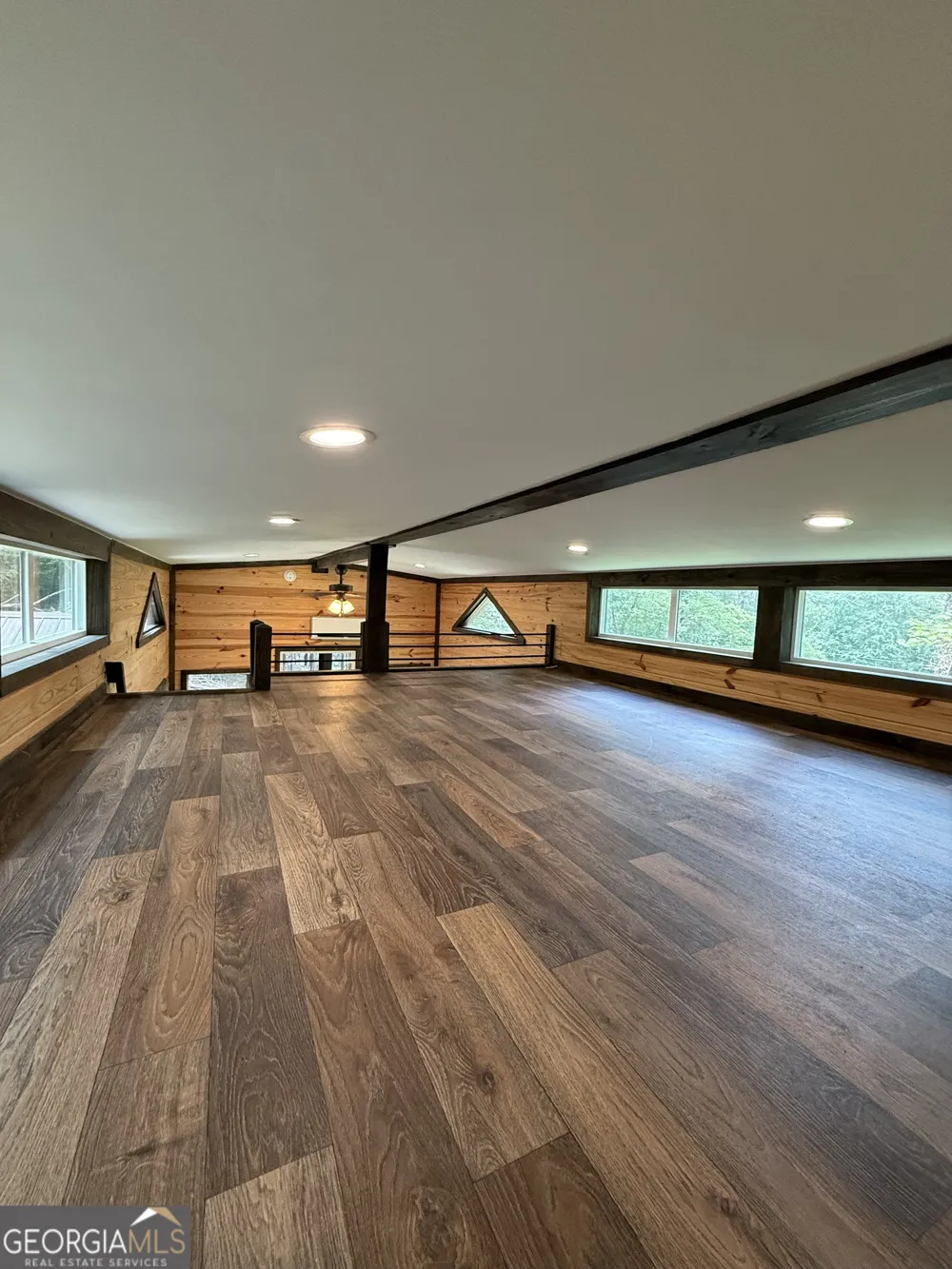 1217 Henderson CIR Lyerly, GA 30730