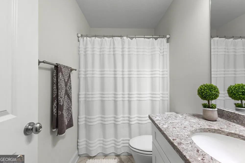 557 Lago CT LaGrange, GA 30241