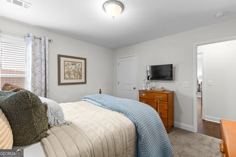 557 Lago CT LaGrange, GA 30241