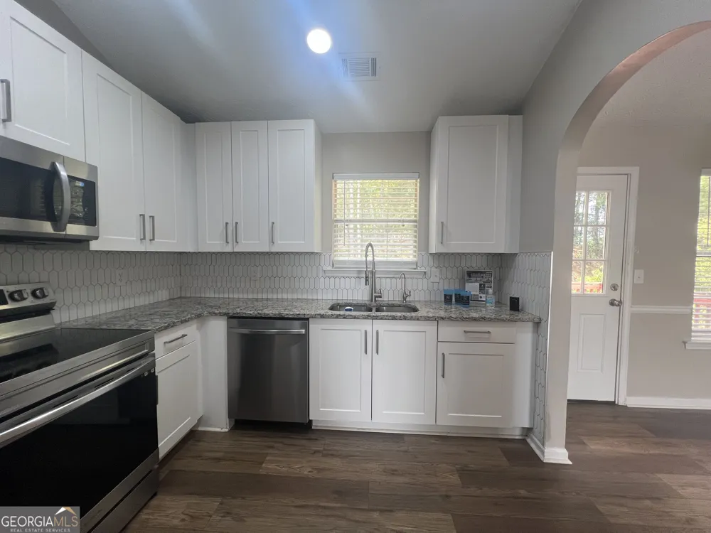 418 Summer Hill CIR Stockbridge, GA 30281