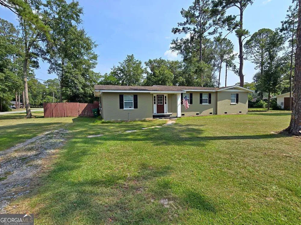 601 Azalea CIR Valdosta, GA 31602