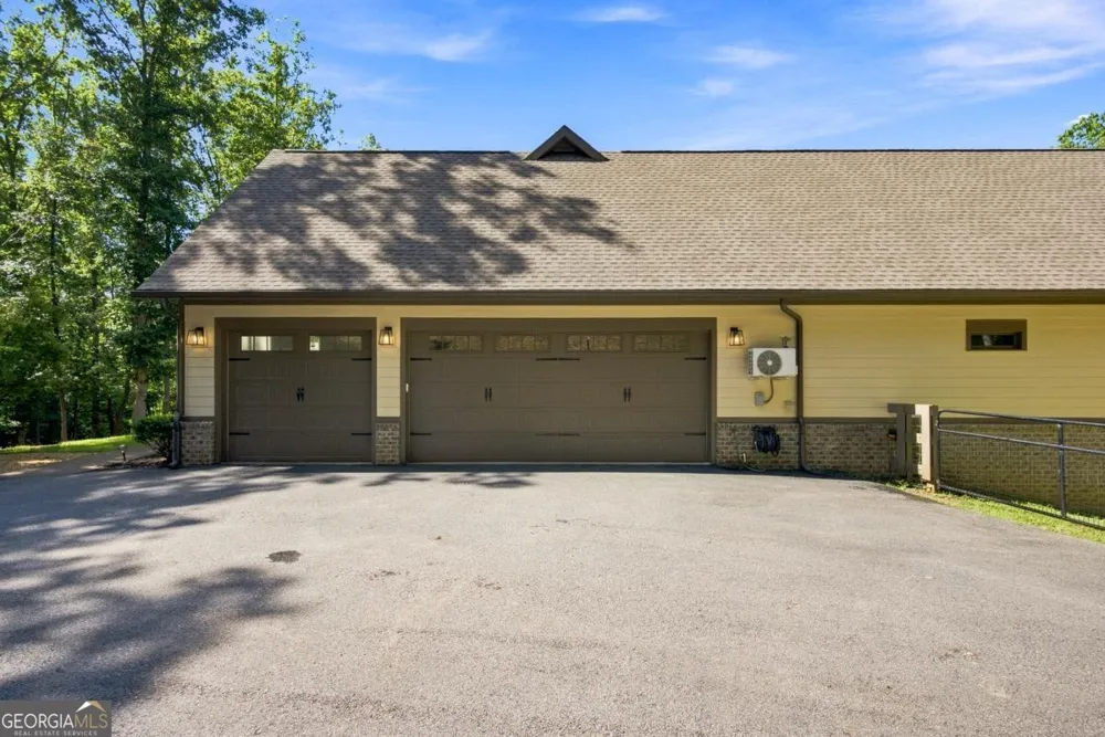 221 Brookhollow RD Ball Ground, GA 30107