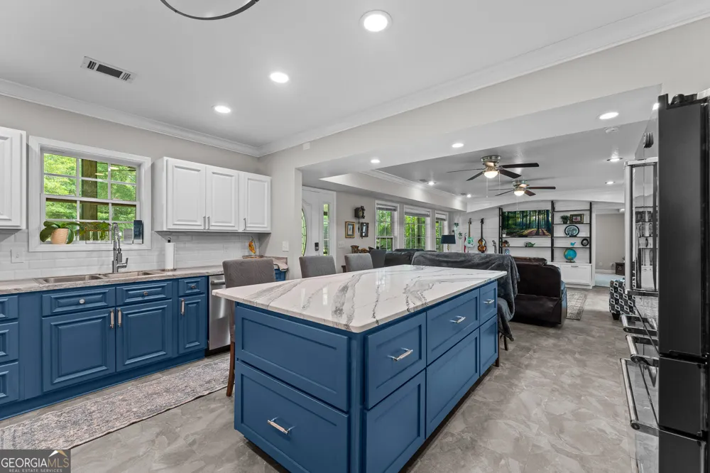 222 Middleton RD Guyton, GA 31312
