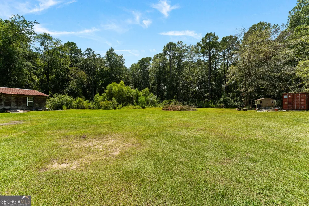 222 Middleton RD Guyton, GA 31312