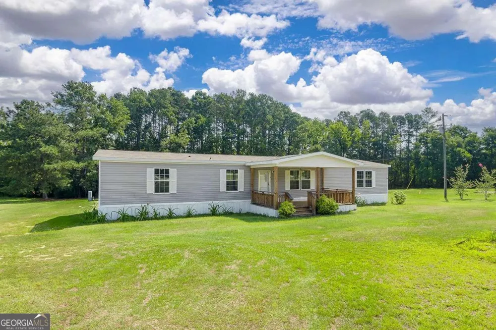 5599 Savannah HWY Sylvania, GA 30467