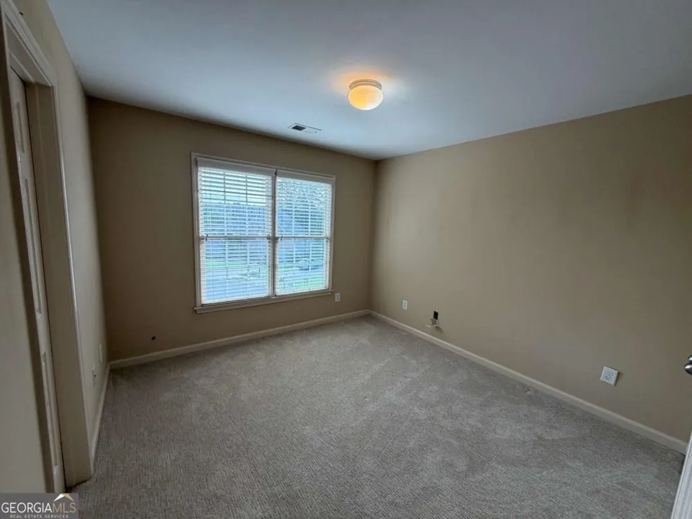 768 Laurel West LN Dacula, GA 30019