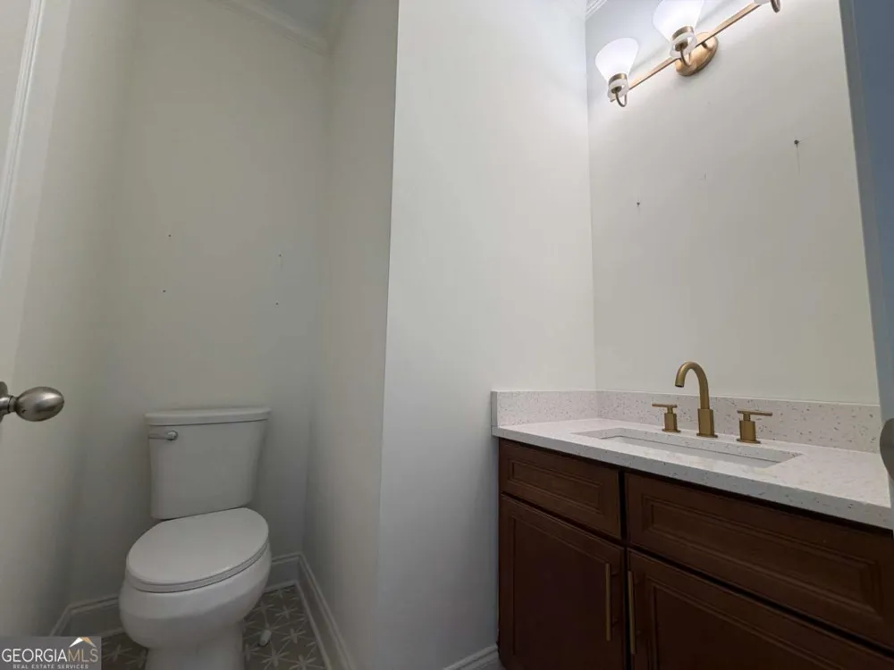 768 Laurel West LN Dacula, GA 30019