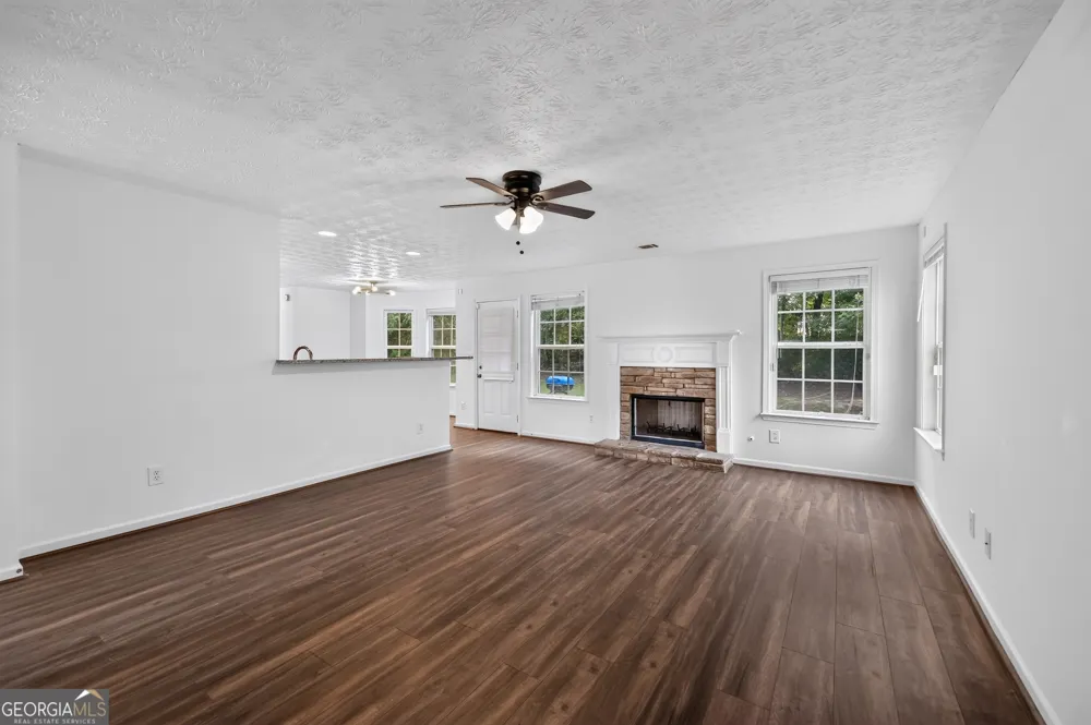 3761 Bogan Mill RD Buford, GA 30519