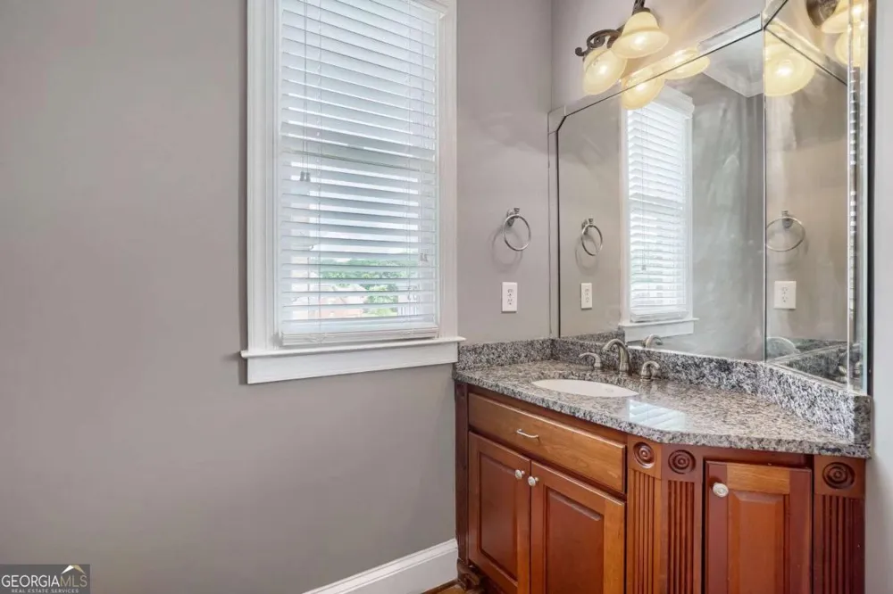 2646 Hunters Place LNDG Grayson, GA 30017