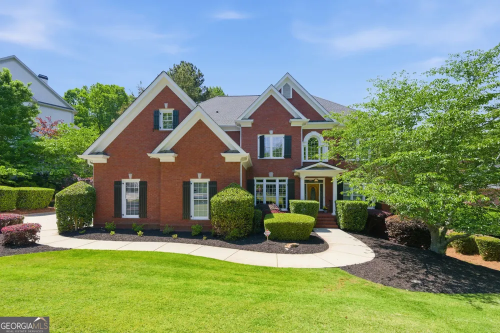 348 Aviemore LN Suwanee, GA 30024