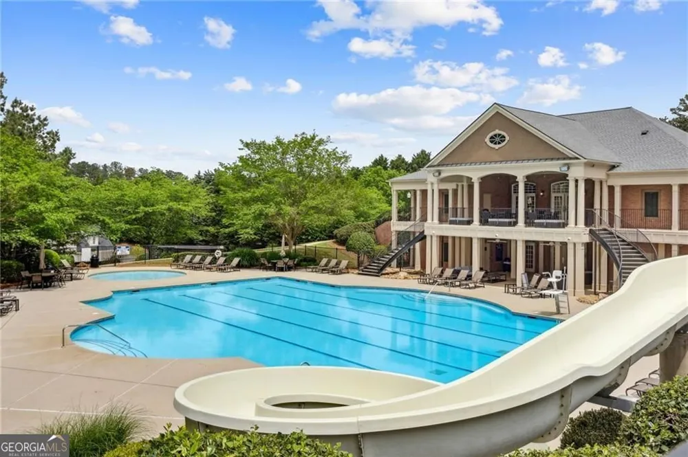 348 Aviemore LN Suwanee, GA 30024
