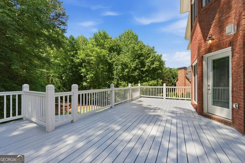 348 Aviemore LN Suwanee, GA 30024