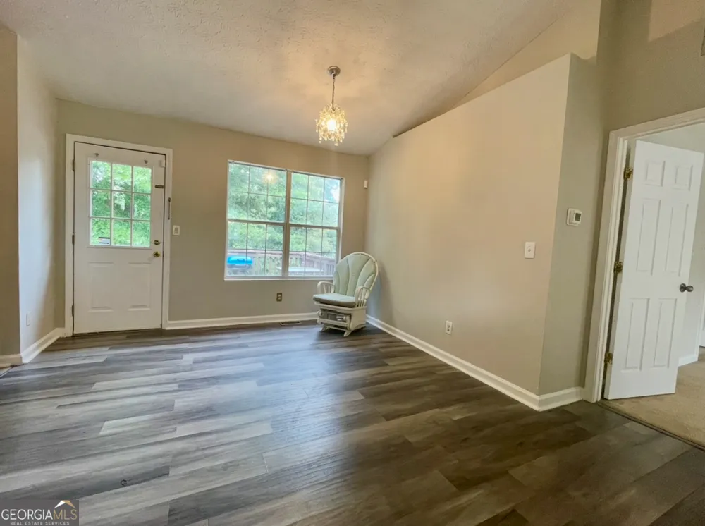 828 Tradd CT Stone Mountain, GA 30087