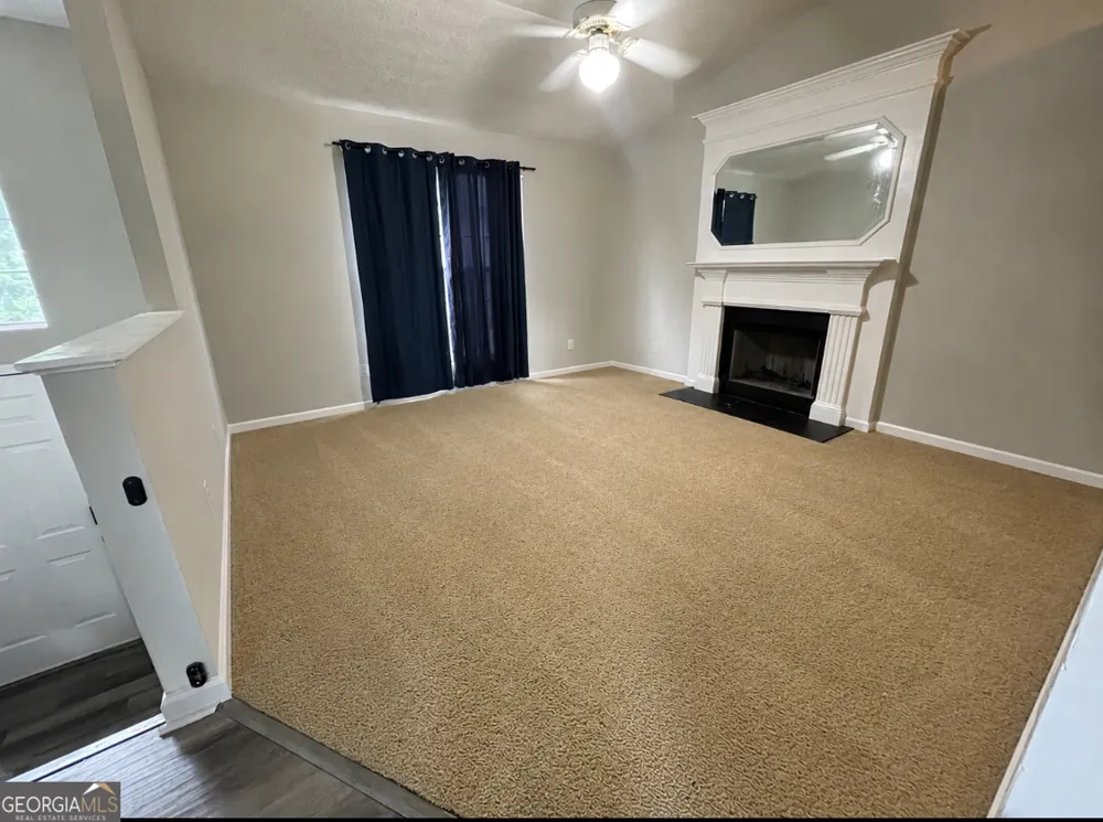 828 Tradd CT Stone Mountain, GA 30087