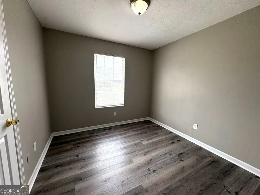 1990 Lown Farm LN Lithonia, GA 30058