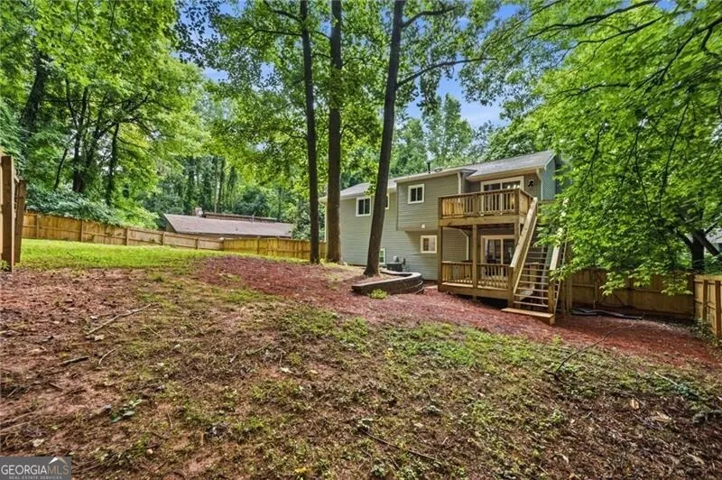 1172 Ridgeside DR NW Acworth, GA 30102
