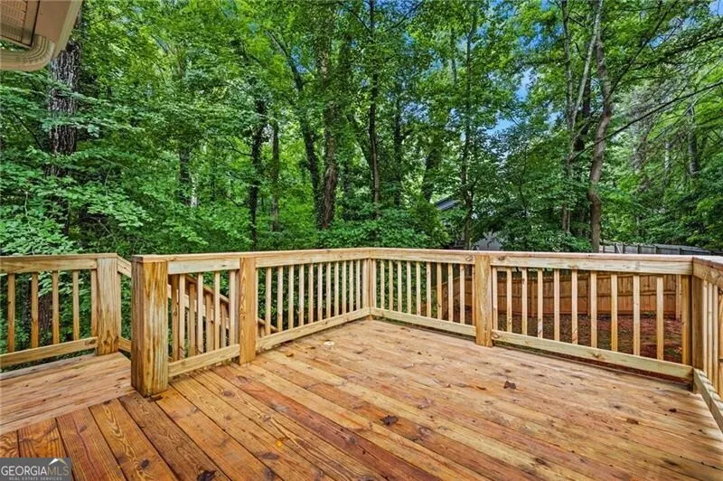 1172 Ridgeside DR NW Acworth, GA 30102