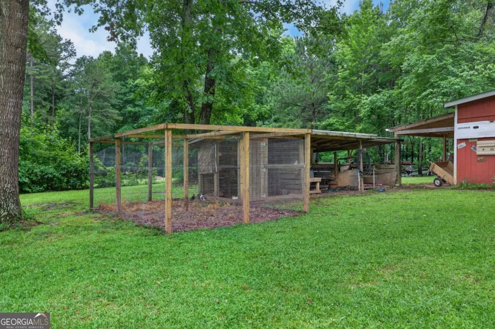 16 Garrett AVE Bremen, GA 30110