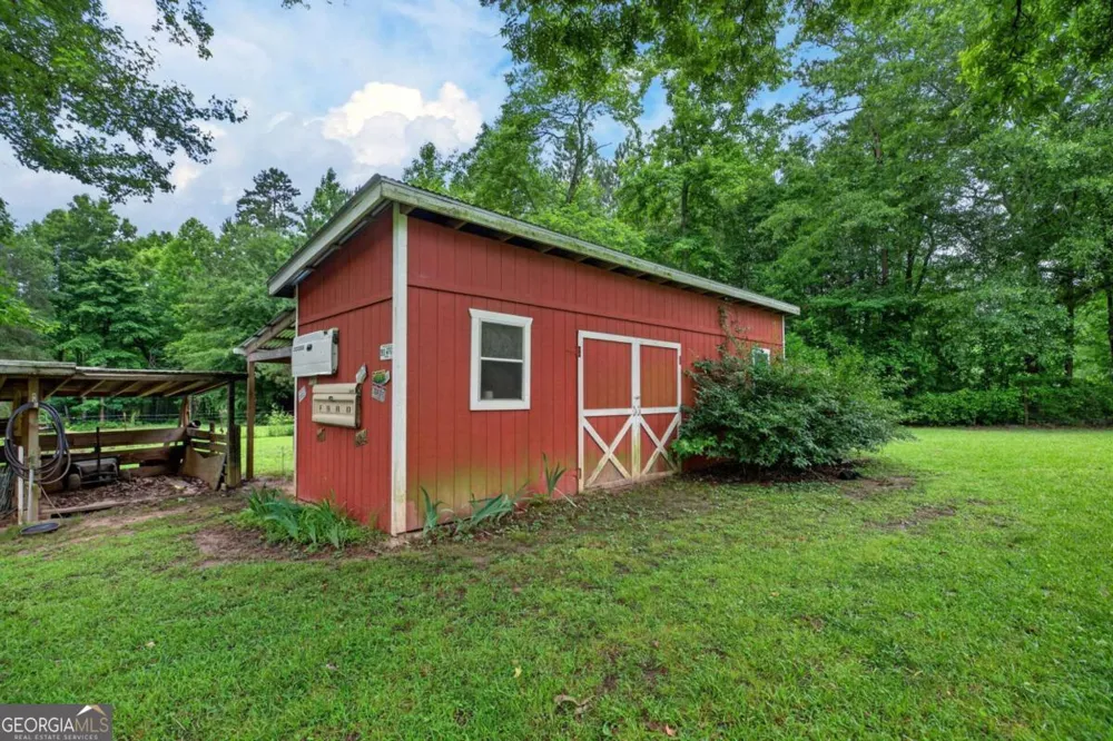 16 Garrett AVE Bremen, GA 30110