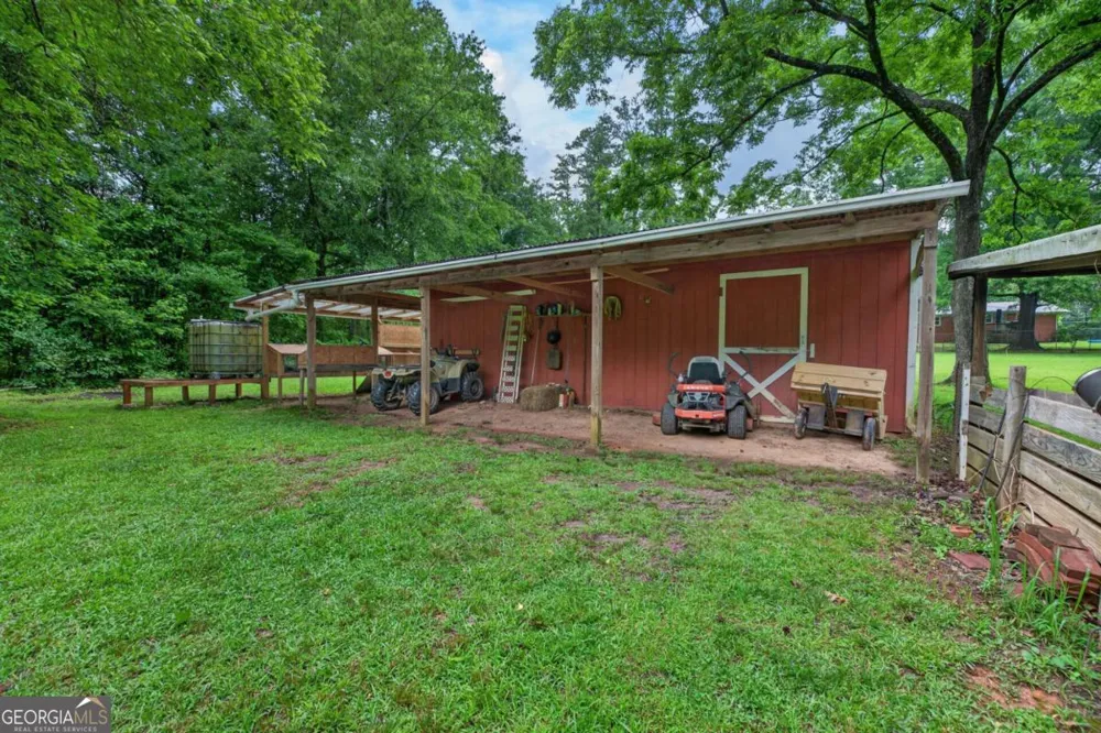 16 Garrett AVE Bremen, GA 30110