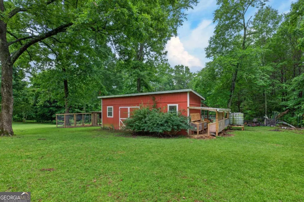 16 Garrett AVE Bremen, GA 30110